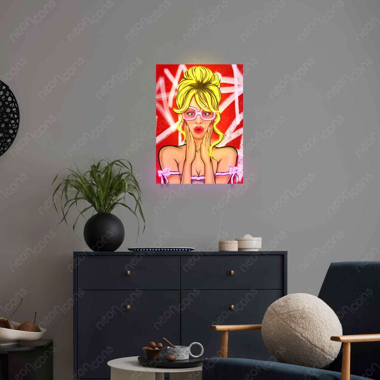 "Pin Up Ladies" LED Neon x Print by Neon Icons